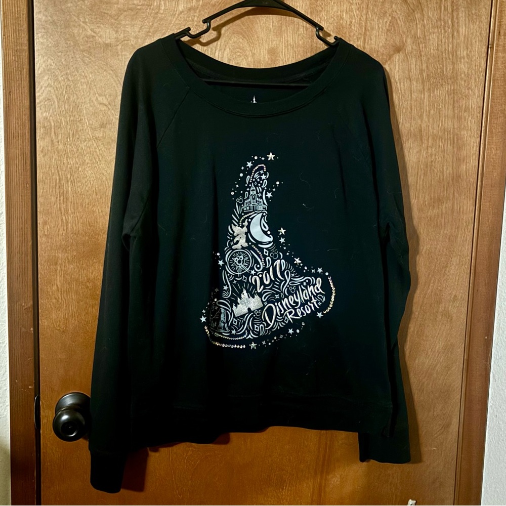 Black Disneyland 2017 Sorcerers Hat Resort Sweatshirt